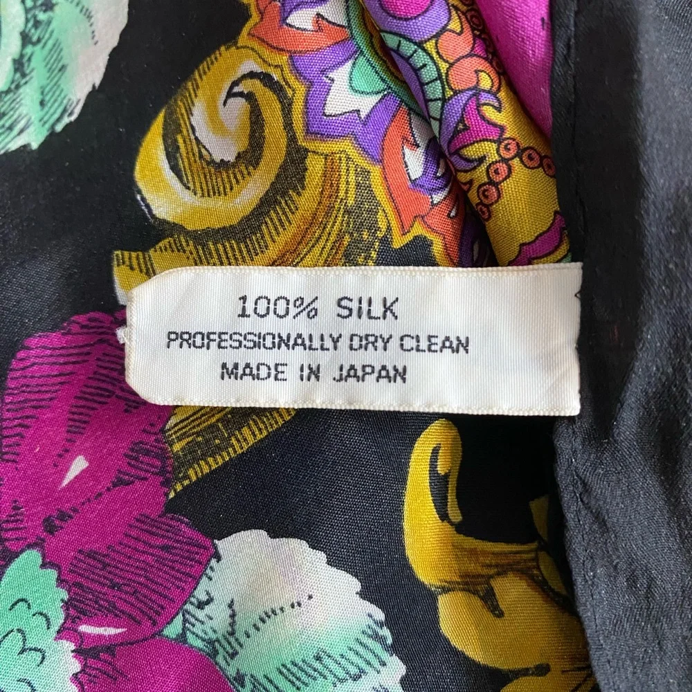 Jacqueline Ferrar Multi Color Bright Black Purple Floral square 100% Silk Scarf